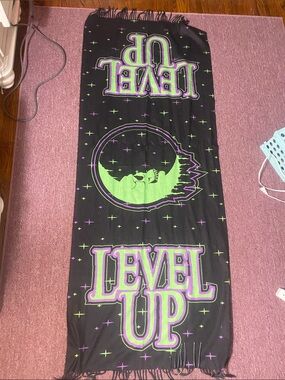 Level Up Black Graphic Scarf / pashmina